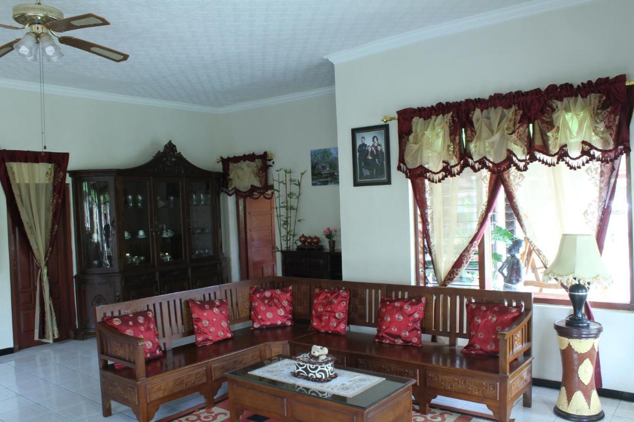 Marry Ind Gunung Kawi Guest House Malang Bumirejo Dış mekan fotoğraf