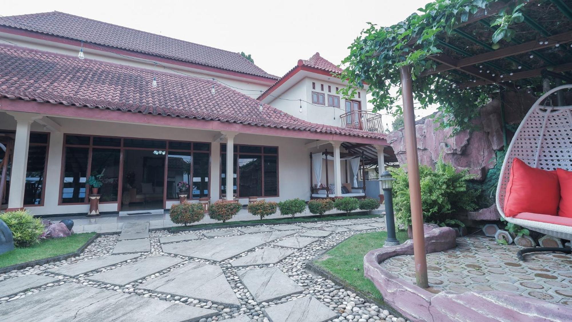 Marry Ind Gunung Kawi Guest House Malang Bumirejo Dış mekan fotoğraf